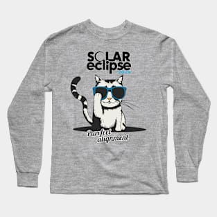 Purrfect alignement - Solar Eclipse 2024 Long Sleeve T-Shirt